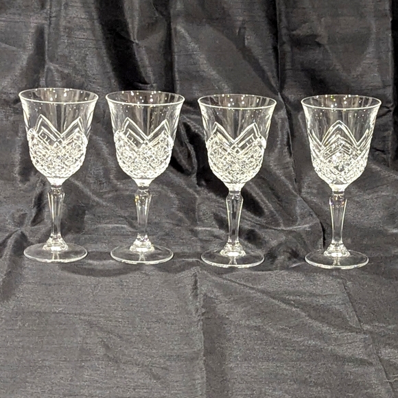 Crystal Wine Glasses Set of 4 Masquerade by Cristal D'Arques-Durand 6 oz - Picture 1 of 7